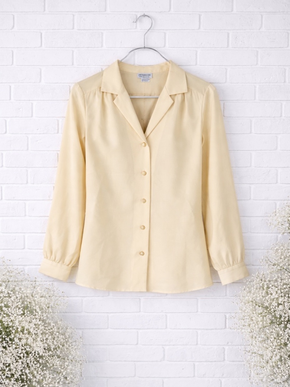 Vintage 1980’s Levi Strauss & Co Button Front Long Sleeve Beige Blouse Size 12